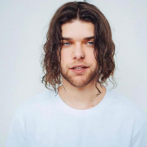 Музика Amchi - Уже Все Равно