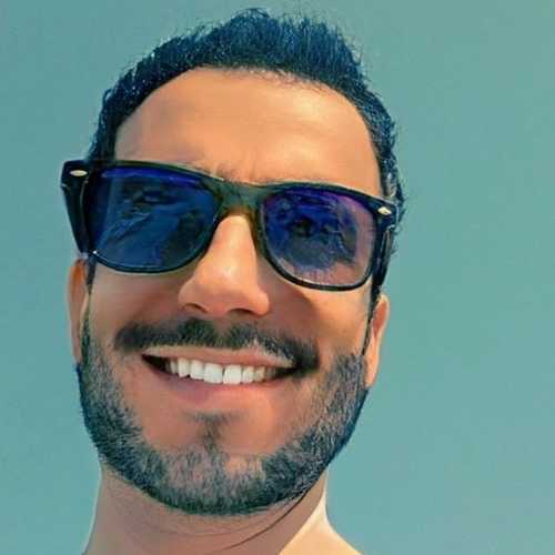 Музика Zaur - Льётся Вино (feat. Salekh)