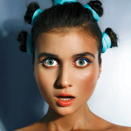 Музика Jerry Heil - Плакса (feat. Анна Тринчер)