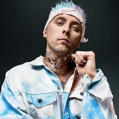 Музика Кирилл Мойтон - Любовь? (feat. Миша Марвин)