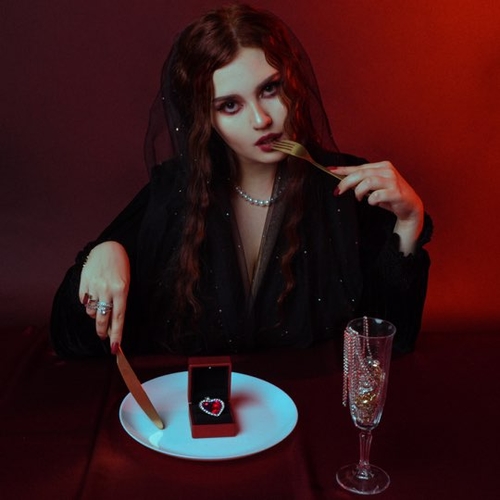 Музика Dead Blonde - Не Такая, Как Все