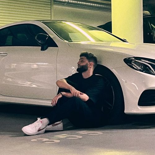 Музика Escape - Дорога