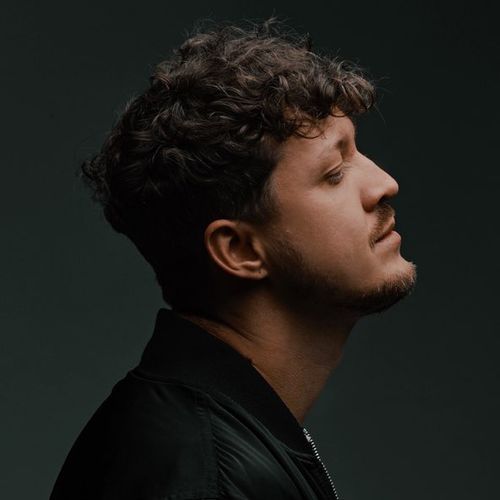 Музика Mainstream One - Уходи