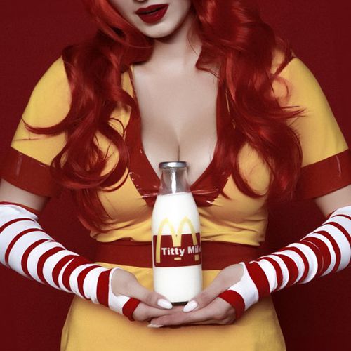 Музика Sqwoz Bab - Titty Milk