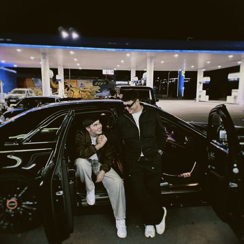 Музика Adil - Девочка Моя (feat. Artur)