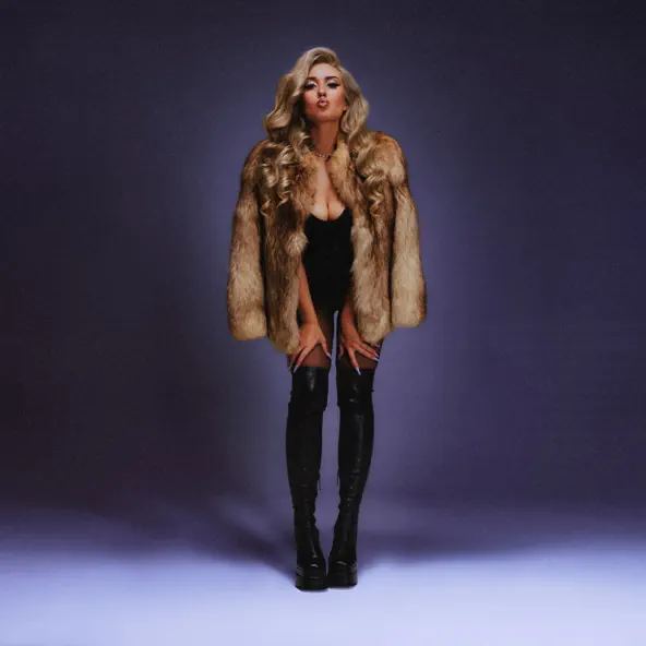 Музика Dead Blonde - Снег Растаял На Плечах