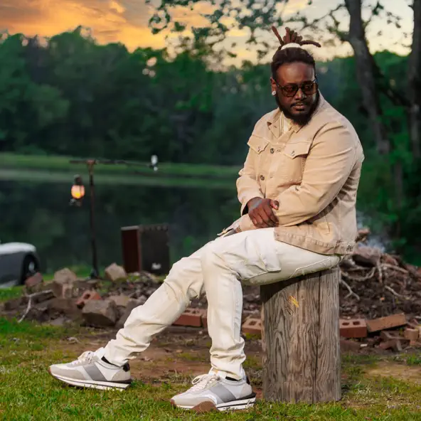 Музика T-Pain - On This Hill