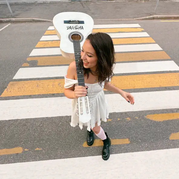 Музика Daasha - С Мая До Февраля