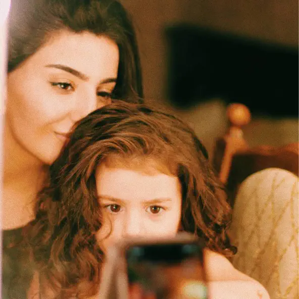 Музика Cvetocek7 - Доченька Моя