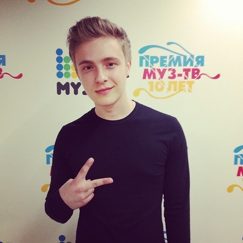 Музика Егор Крид - Не Прекращаю (feat. Fahmi)