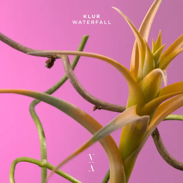 Музика Klur - Waterfall