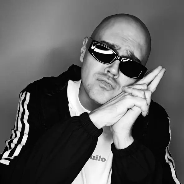 Музика Паша Proorok - Ты, Ты, Ты