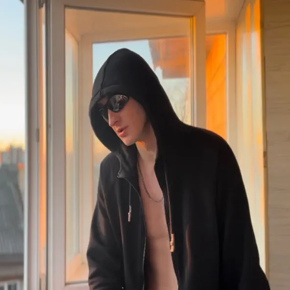 Музика Trojan - Okay Baby