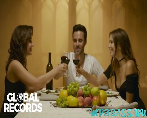 Музика Carla's Dreams - Треугольники