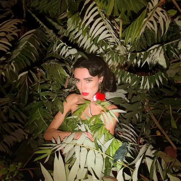 Музика Adam - Ау Ау (feat. Sasha Norova)