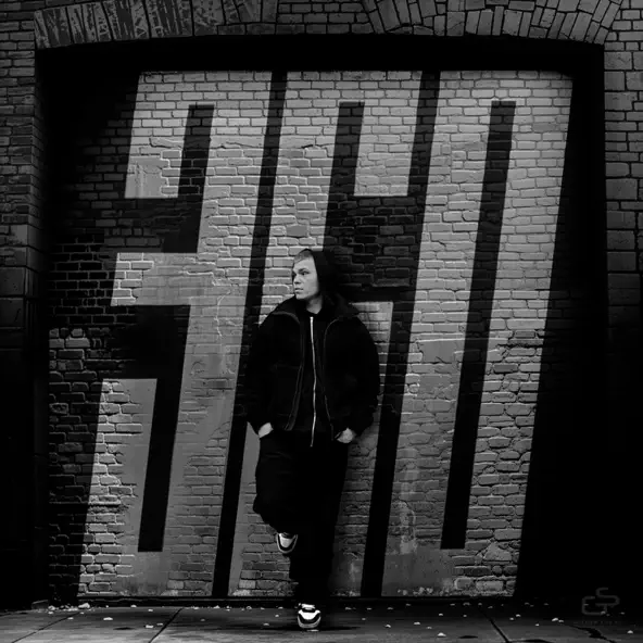 Музика Branya - Ghost