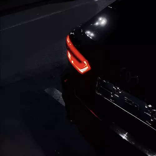 Музика Mvgma - Camry 2.0 (feat. UncleFlexxx)