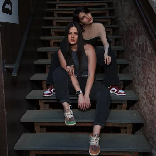 Музика Favia - Полосы (feat. Kadr25)