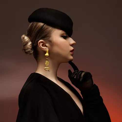 Музика Klavdia Petrivna - Жовті Квіти (feat. Osty)