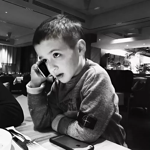 Музика Derouse - Не Голливуд