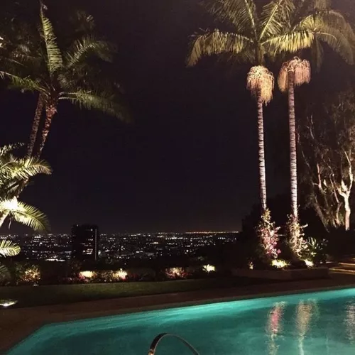 Музика Juggsi & Kyra - No Signal (Slowed)