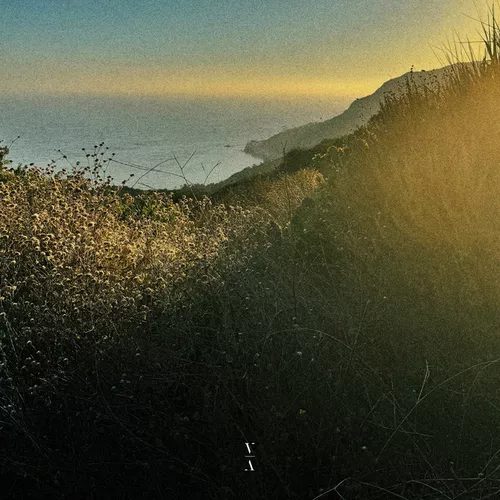 Музика Christian Löffler & Shallou - Free (Original Mix)