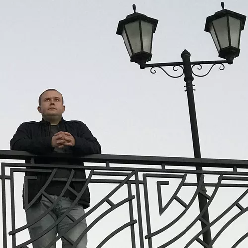 Музика Дмитрий Гревцев - На Окраине Августа