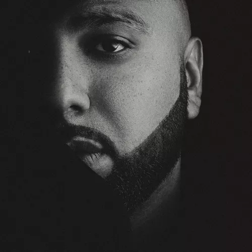 Музика Артём Качер - А Может Быть (feat. Toni)