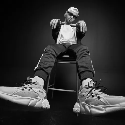 Музика Паша Proorok - Бабочки В Животе