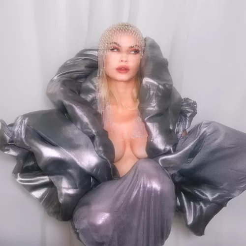 Музика Dashi - Свет Мой Зеркальце