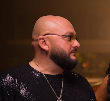 Музика Arik Dumikyan - Подари Поцелуй (feat. Saro Vardanyan)