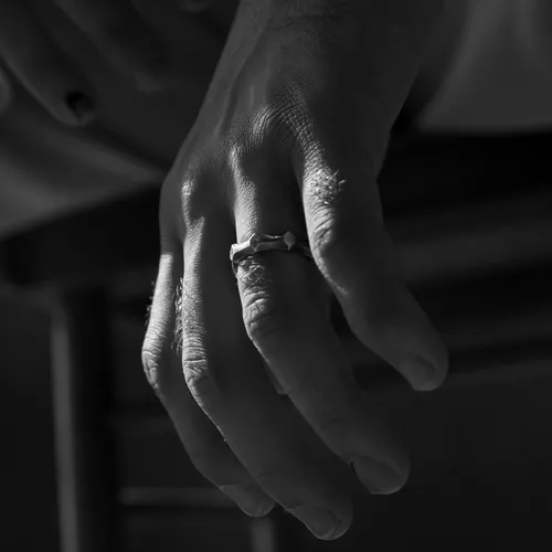 Музика Kova Kaji - Сила Тертя