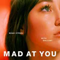 Noah Cyrus от Mad at You (feat. Gallant)