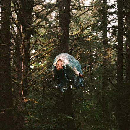 Музика Kelsey Lu - Shades Of Blue