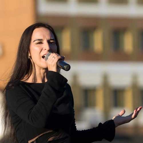 Музика Ляля Алексакова - Так Тихо Падал Снег