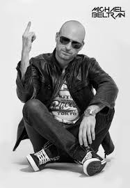 Музика Michael Beltran - Wonderful Life (Michael's Bouncy Radio Remix)